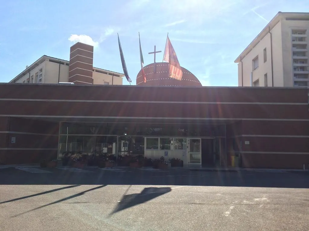 فندق Casa San Zeno - Istituto Salesiano فيرونا